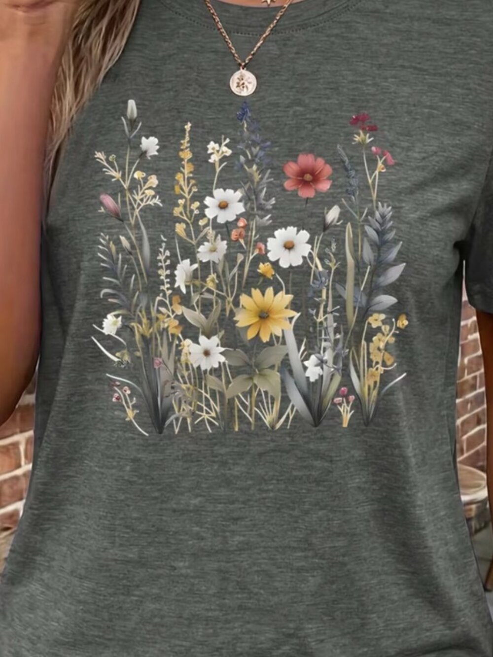 Women's Graphic T-Shirt, Heather, L 8/10